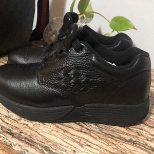 P.W.Minor Womens Shies (5) nwot